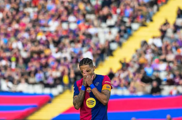 Barcelona shock La Liga with third consecutive loss in unexpected home defeat!