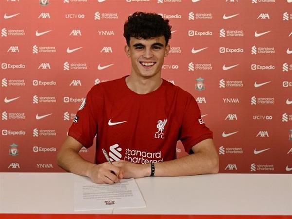 Liverpool star extends contract at 18 with a bright future ahead of him