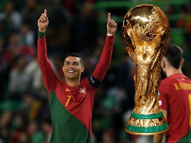 Crowe announces retirement after 2026 World Cup as legend counts down to fall!