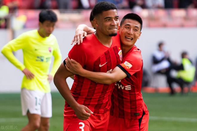 Small 31-year-old striker makes godly save as Shanghai Seaport rakes in 3 goals in 2 games!