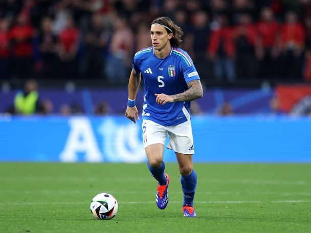 Italian starlet Caracoli rises as future defender star shines