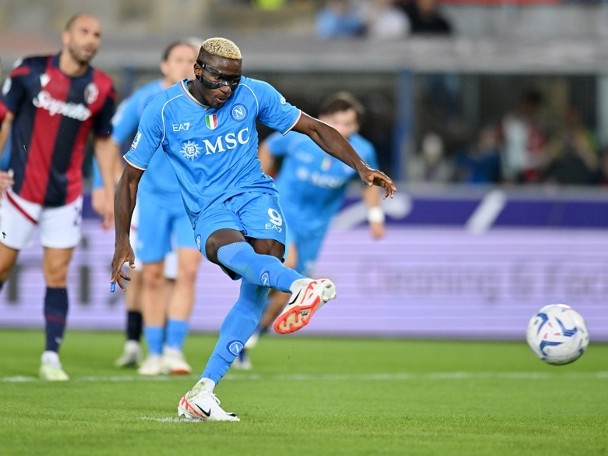 Ossenhan demands double salary, forces Napoli to cut players loose