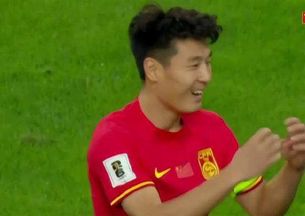 サッカー日本代表のタイとの死闘、決戦は目前に迫り、ワールドカップの夢はまだ燃えている！