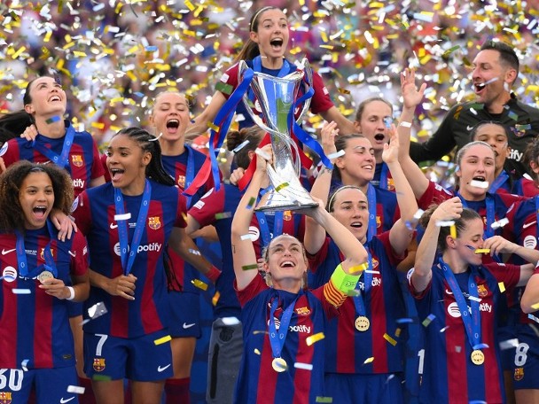 Barcelona women's soccer team wins title against the odds, ending Lyon's era of dominance!