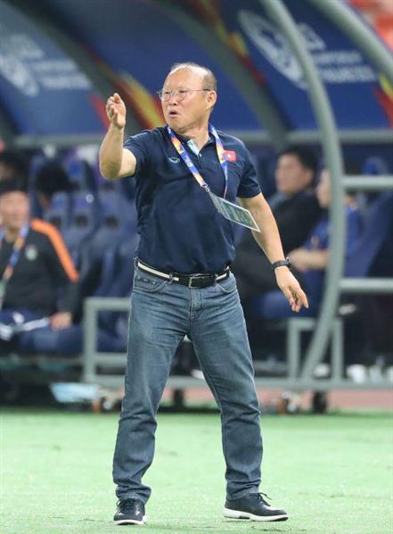 Vietnam's top coach expected to lead national soccer team, vows to compete with old hosts in the Round of 12