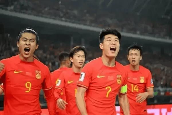 サッカー界の新スターの変貌：侯永永（ホウ・ヨンヨン）は 