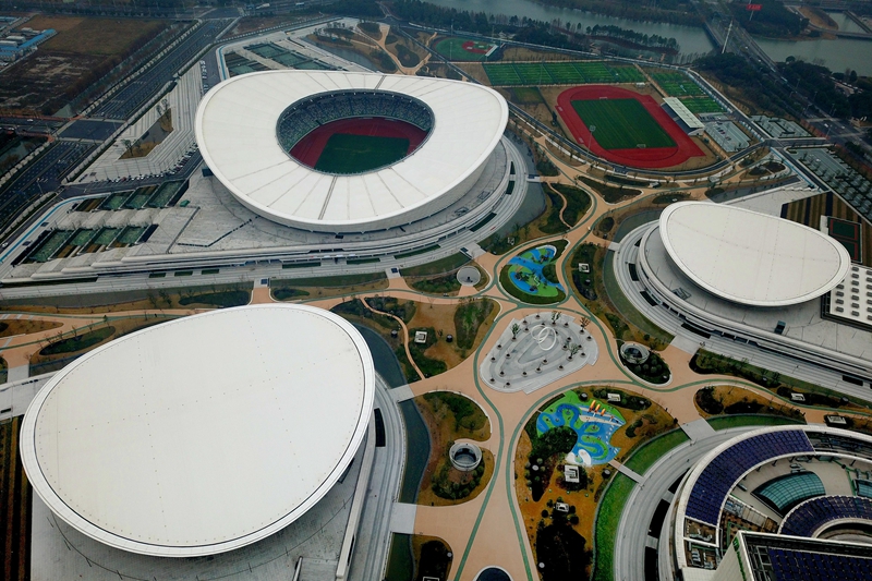 Super League suspense to be solved, Olympic Stadium in turf crisis, and Wang Feng's concert ill-fated!
