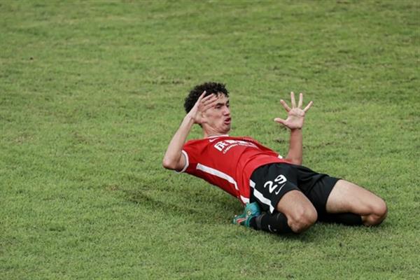 喀什少年成都逐梦：足球梦想三重奏