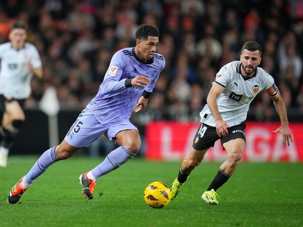 Real Madrid's controversial penalty leads to clash, the shutout instantly becomes a shadow!