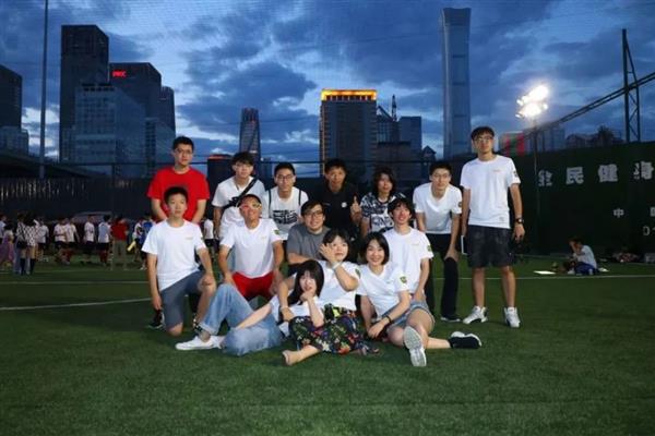 Soccer passion ignites the campus! Beijing High School League, youthful fervor at the touch of a button!
