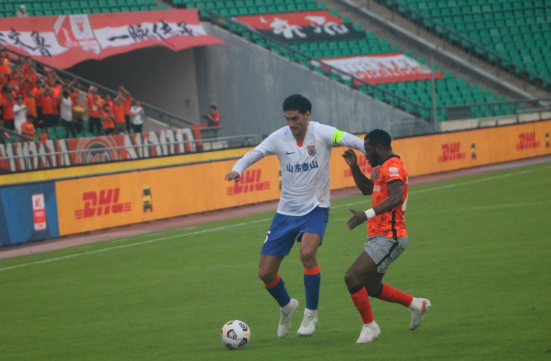 Taishan team foreign aid change is imminent, Sun Junho Jinan home isolation attracts attention