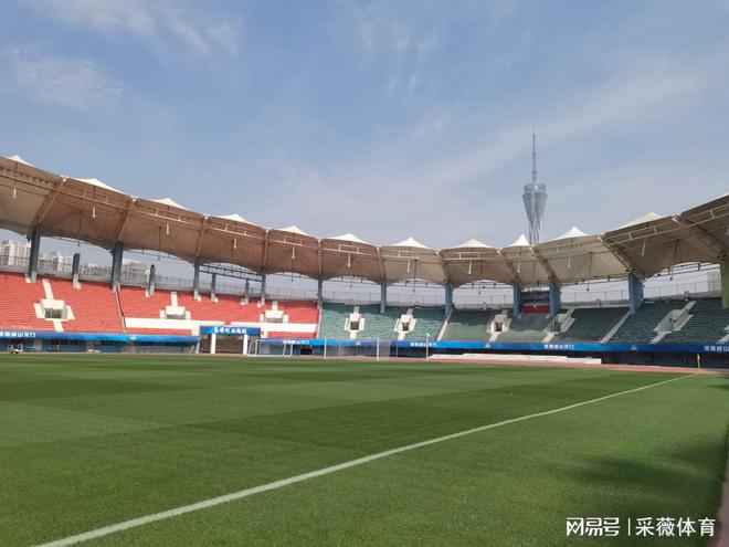 Shuniqi's divine help to Henan, the iron barrel defense is in danger again! Chinese Super League Warm-up Scene
