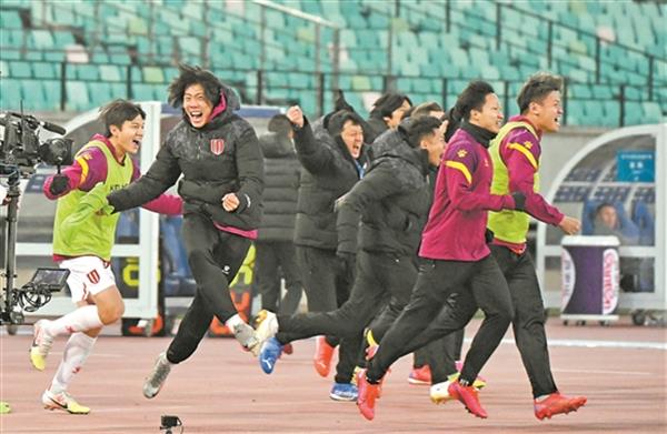 粤媒聚焦：四队雄心逐梦中超，广州城与客家并肩作战！