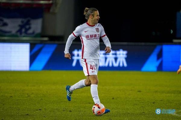 理查德发声：中超中断频繁，外援实力胜本土球员成常态