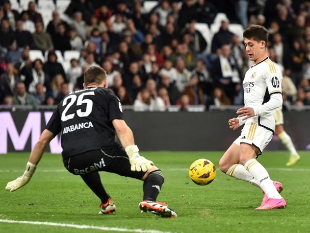 19-year-old Turkish star shines for Real Madrid in 4-0 win as coach hails future stars